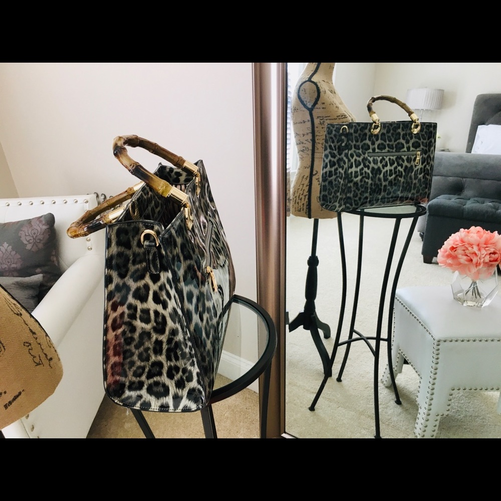 Handbag - Picture 2 of 5